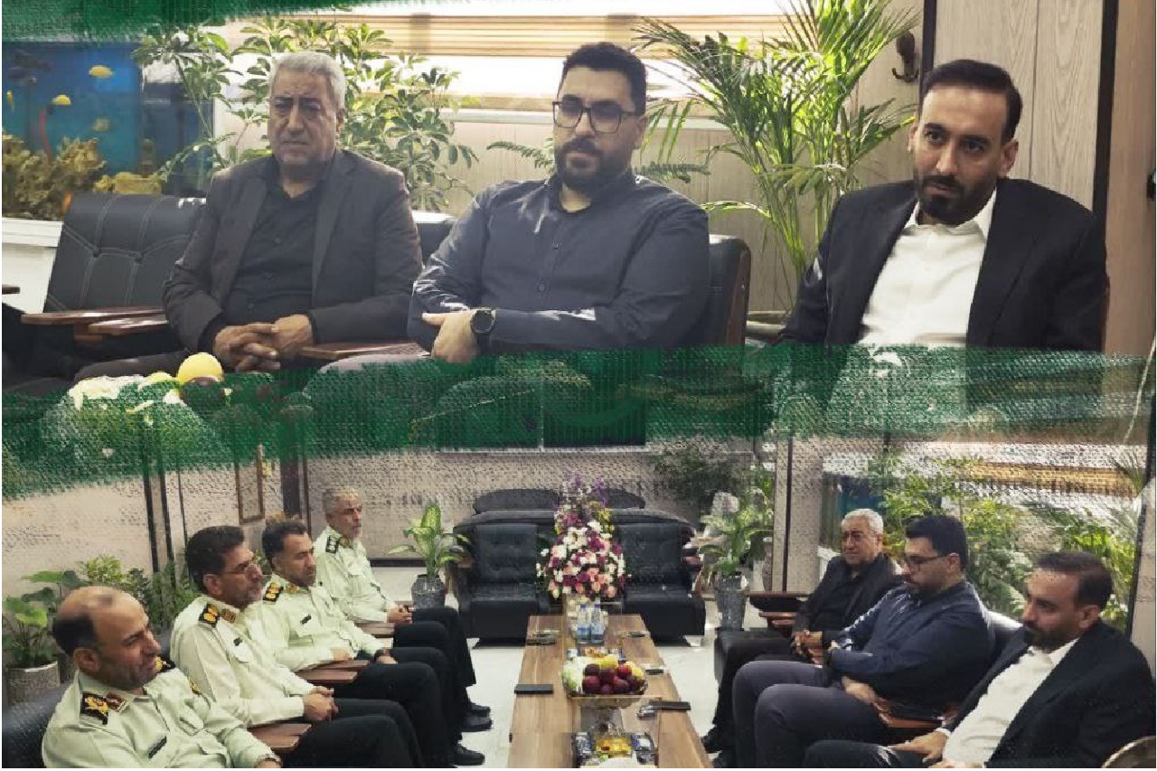 دیدار صمیمانه مالک و مدیرعامل باشگاه خیبر با فرمانده انتظامی استان لرستان